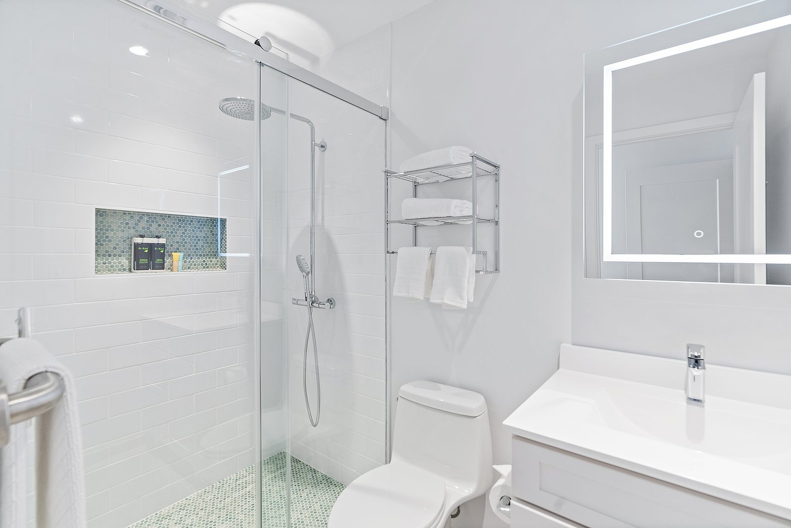 3-bedroom luxury apartment Governors Village Grand Cayman — photo 7